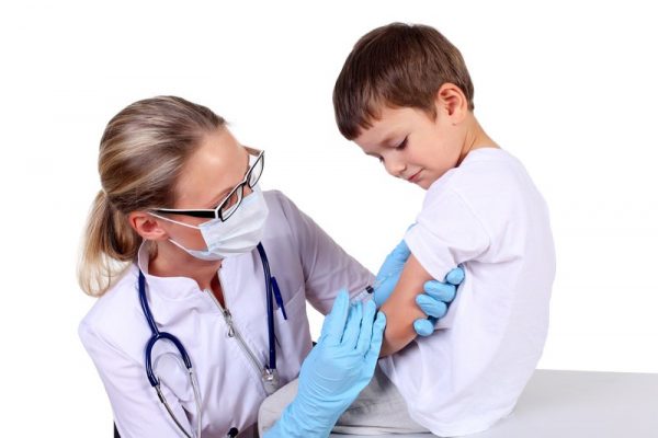 Tiêm vacxin phòng dại có ảnh hưởng gì không?